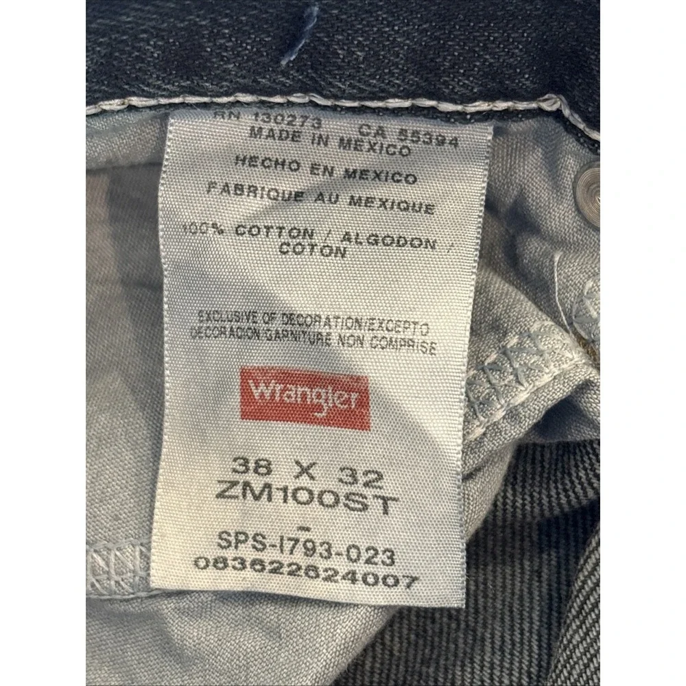 Wrangler Authentics Men's 38x32 Jeans NWT ZM100ST